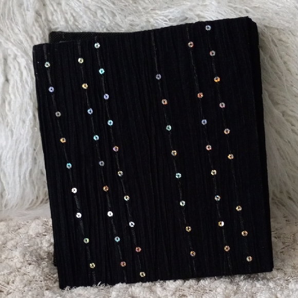 Black Photo Album with Rhinestone Accents Holds 200 Photos 4x6 - Picture 3 of 5